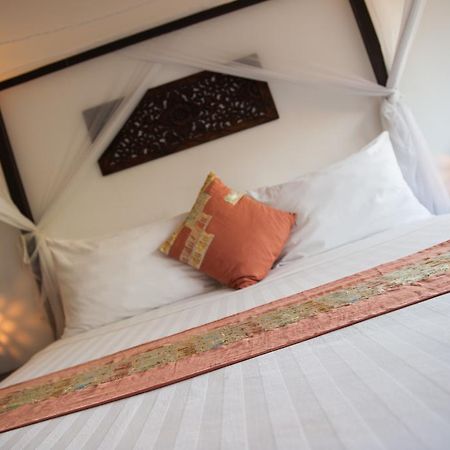 The Willow Boutique Hotel プノンペン エクステリア 写真