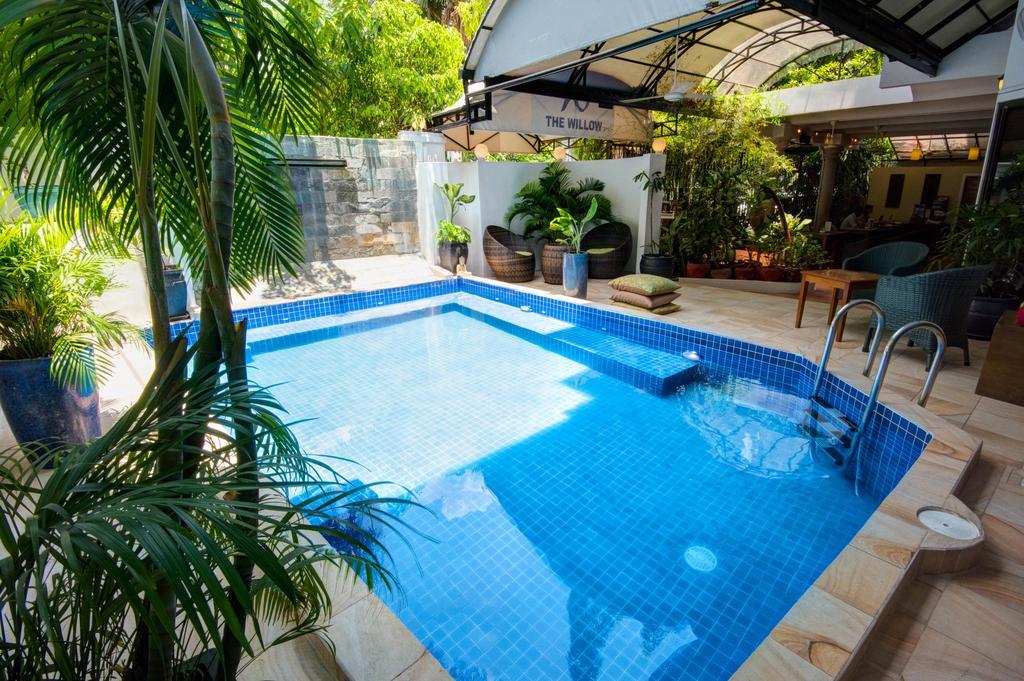 The Willow Boutique Hotel プノンペン エクステリア 写真