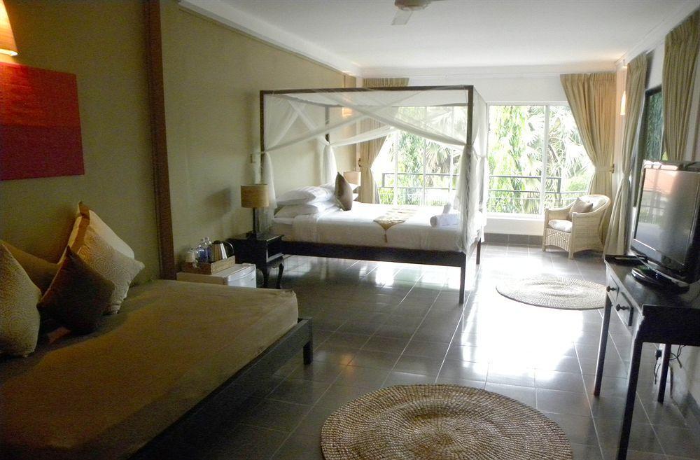 The Willow Boutique Hotel プノンペン エクステリア 写真