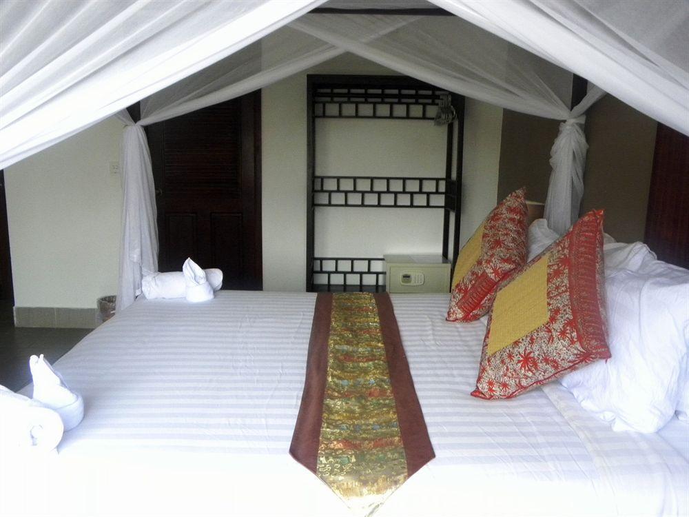 The Willow Boutique Hotel プノンペン エクステリア 写真