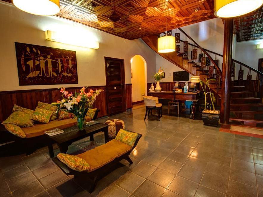 The Willow Boutique Hotel プノンペン エクステリア 写真